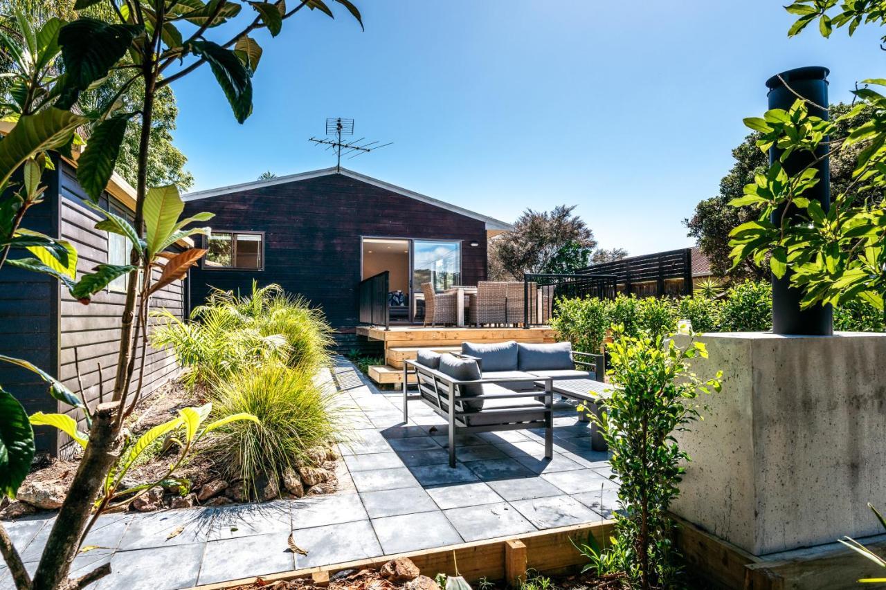 Relax On Ridge Villa Oneroa Bagian luar foto