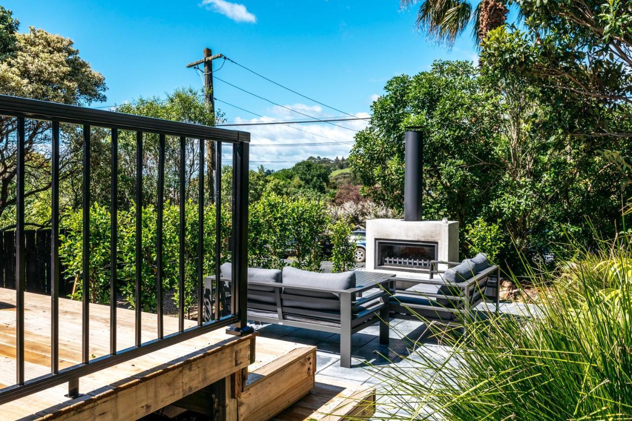 Relax On Ridge Villa Oneroa Bagian luar foto